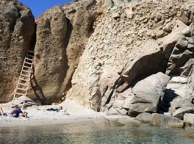 Plaża Tsigrado, wyspa Milos, Grecja