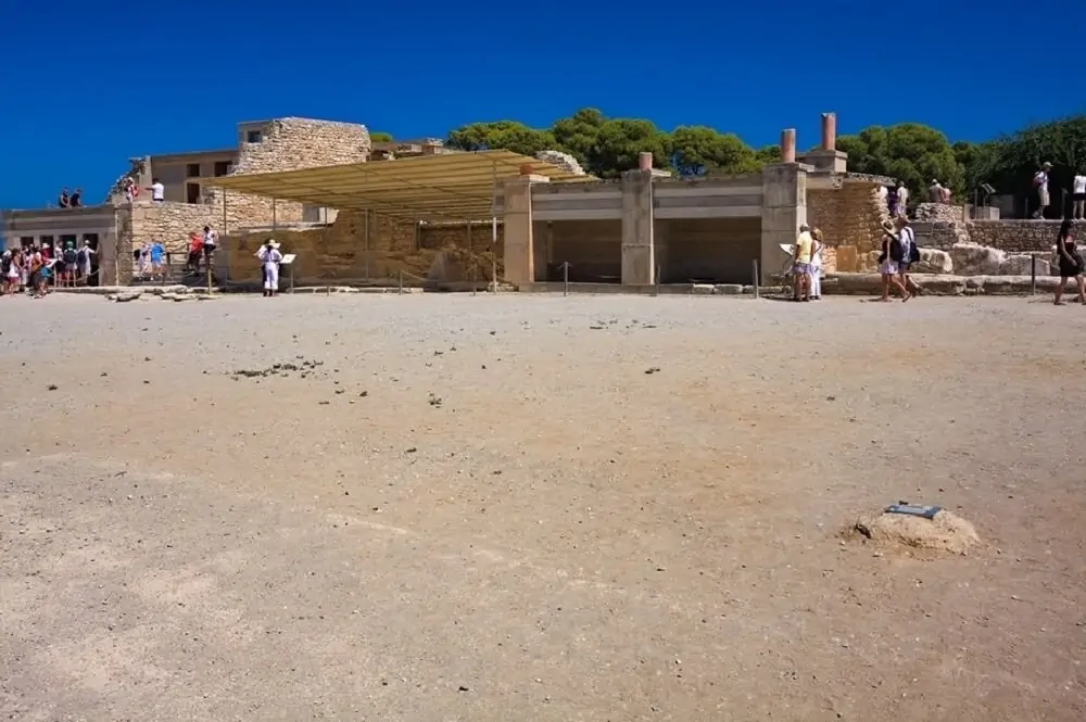 Dziedziniec centralny, pałac w Knossos, Kreta