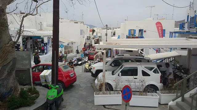 Wynajem samochodów na Mykonos