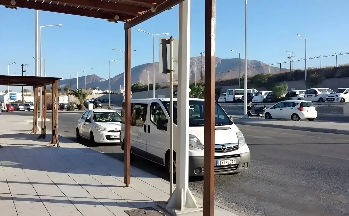 Taksówki na lotnisku Santorini