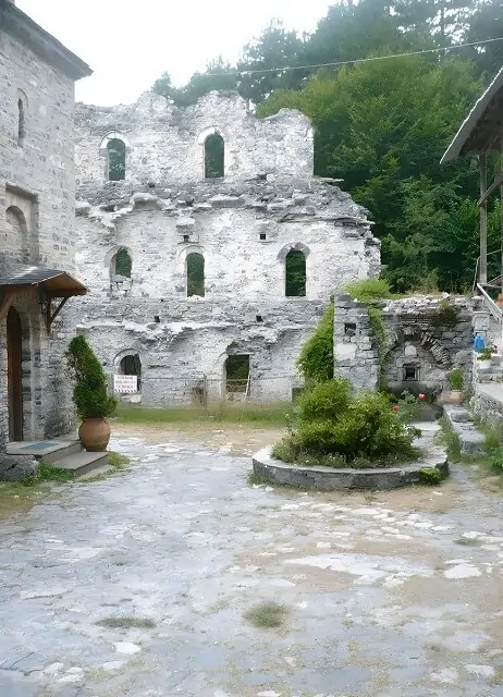 Stary klasztor świętego Dionizego