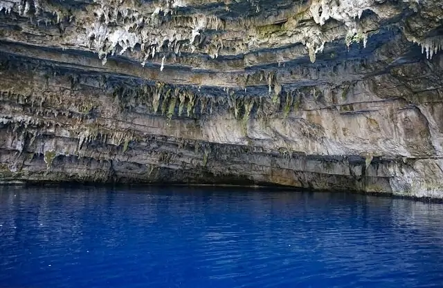 Jezioro Melissani