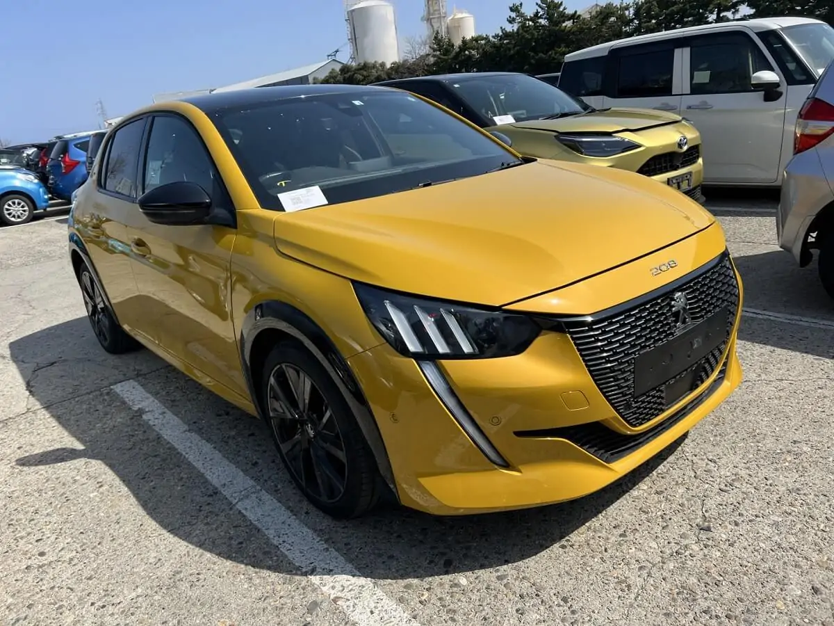 Peugeot 208