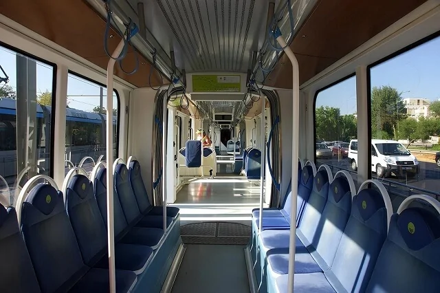 Tramwaj w Atenach wewnątrz
